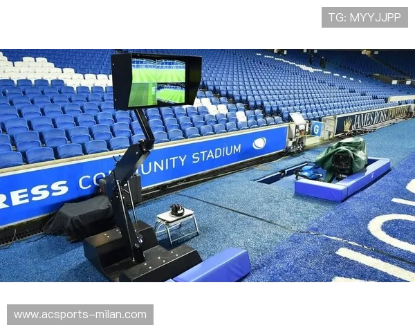 VAR技术对比赛的影响:提升公正性还是削弱比赛的魅力与节奏 VAR技术对比赛的影响:提升公正性还是削弱比赛的魅力与节奏