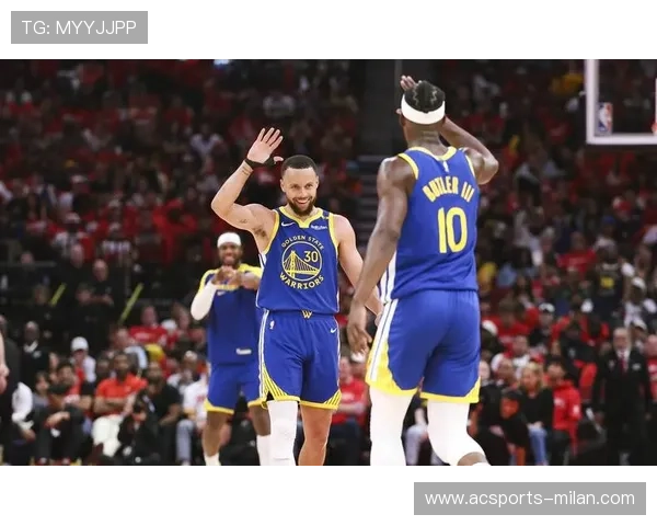 勇士破晓:库里与穆迪的闪耀,终结太阳连胜的史诗 勇士破晓:库里与穆迪的闪耀,终结太阳连胜的史诗