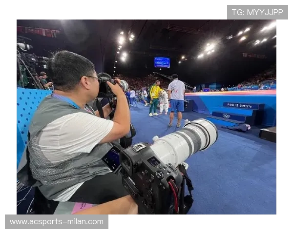 赛场外摄影师作品集举办展览呈现不为人知的赛场瞬间,赛事摄影师用什么相机 赛场外摄影师作品集举办展览呈现不为人知的赛场瞬间,赛事摄影师用什么相机